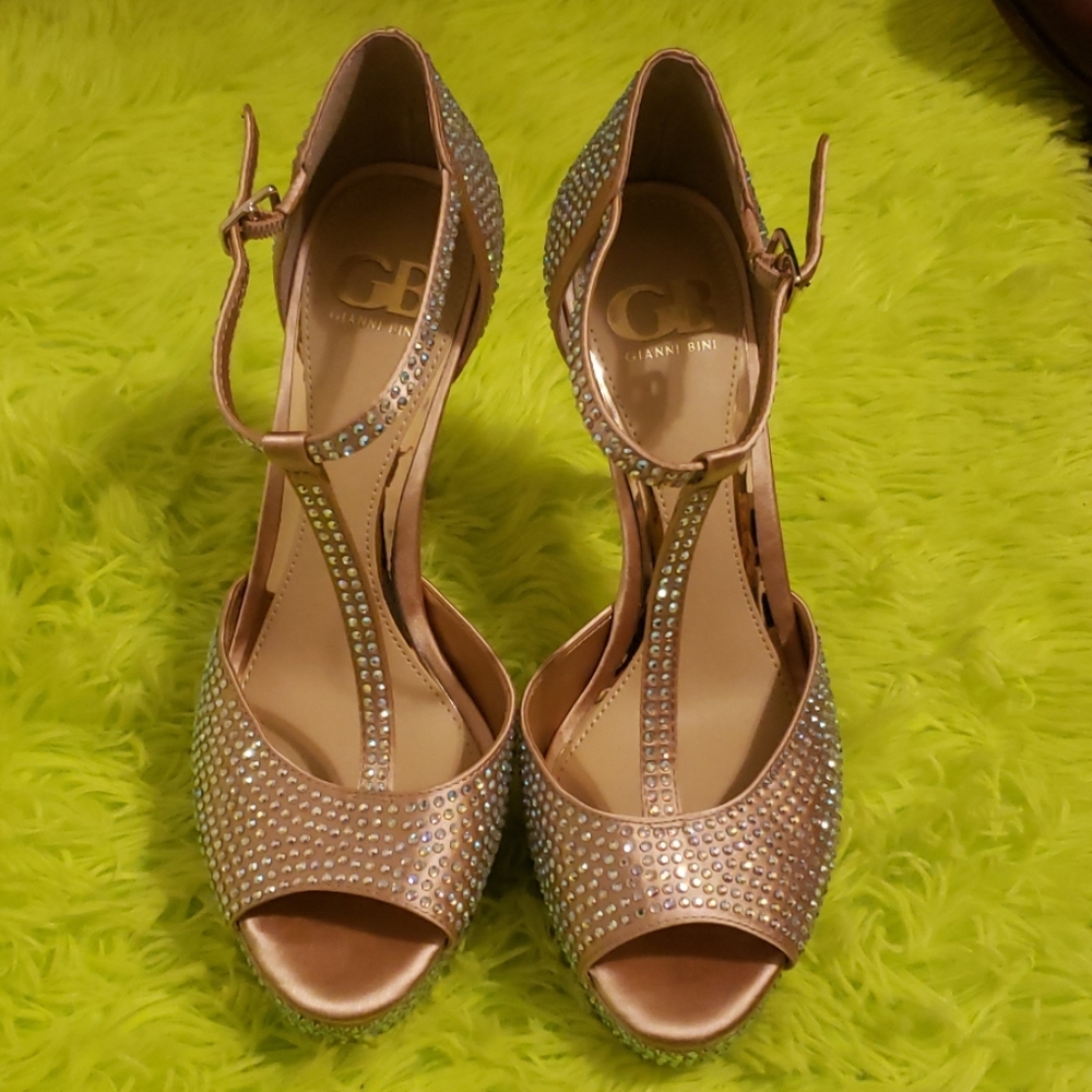 Heels Gianni Bini